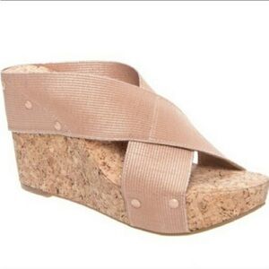 S25. Lucky Brand Women’s Miller2 Blush/Champagne/Dena Elastic Cork Wedges